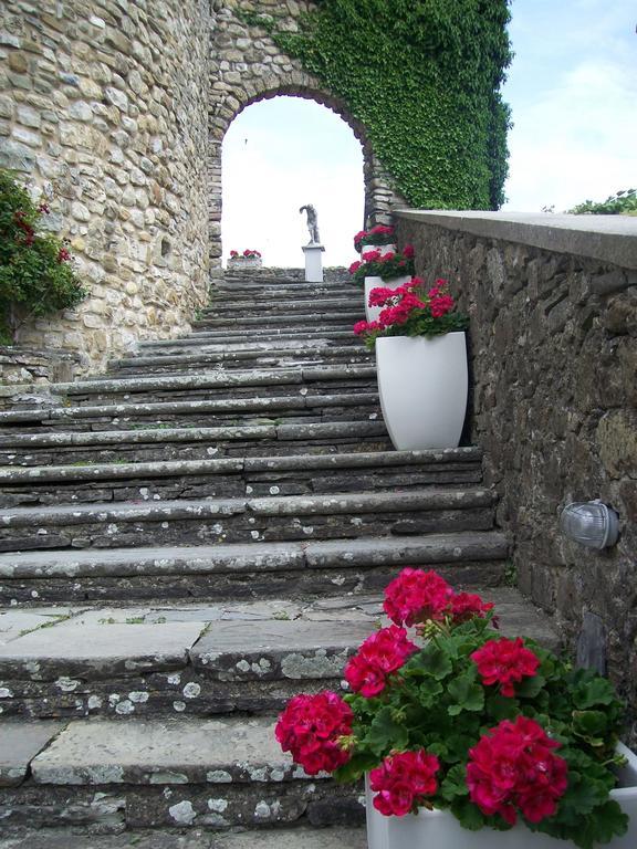 Castello Di Compiano Hotel Relais Museum Екстер'єр фото